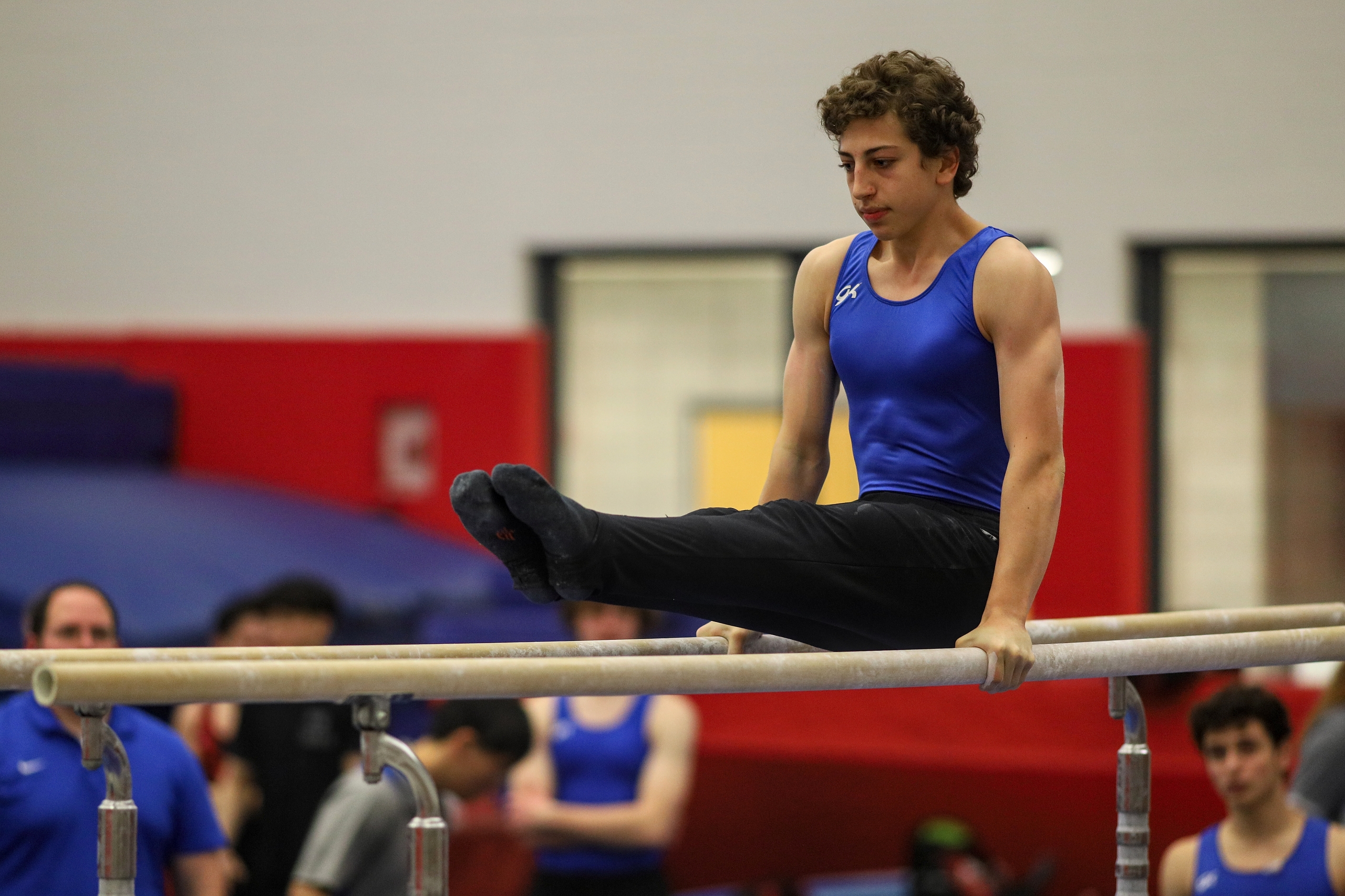 L-sit on parallel bars